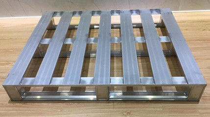 Lightweight Stackable Metal Pallets Space Saving 2500kg Static Load
